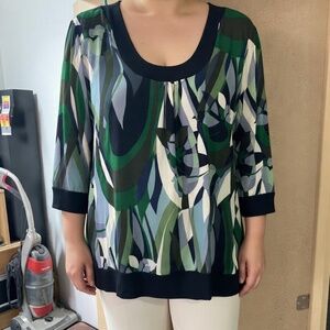 Tunic in greens and block.